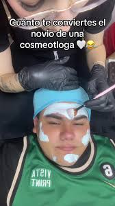 Descubre la vida de un novio de cosmetóloga