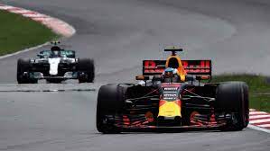 The office was established in 1957 after the british left the federation of malaysia.the king's birthday is officially celebrated as a national holiday on the first saturday of june, regardless of the officeholder's actual. F1 Rennen Malaysien Kuala Lumpur 01 10 2017 Alle News Und Bilder