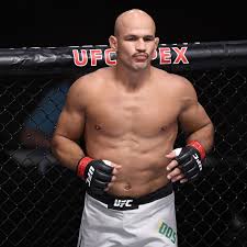 Ufc 254 sold 675k ppv buys globally, making it the 5th highest selling ufc ppv of 2020 (ufc why don't we just organize the entire card to go from lightest weight class to heaviest. Junior Dos Santos Vs Ciryl Gane Added To Ufc 256 Fight Card Mma Fighting