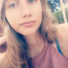 Jasmine Dotson's Instagram, Twitter & Facebook