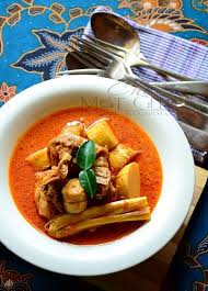 Where to eat the best asam pedas in the world (according to food experts). Asam Pedas Ayam Gaya Brunei Lagi Dapur Tanpa Sempadan