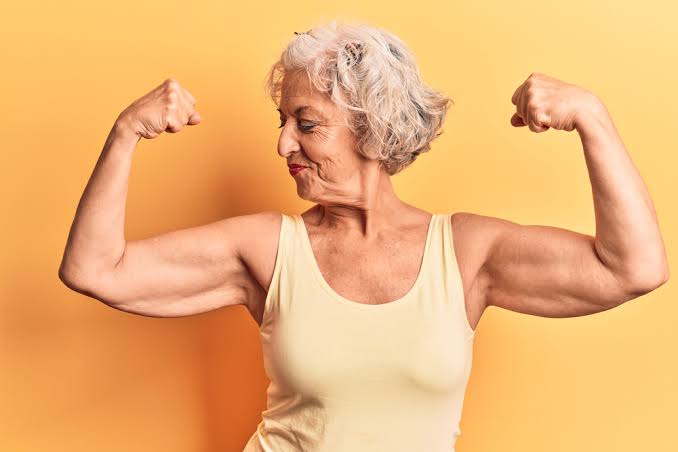 Como ganhar e não perder massa muscular na terceira idade - Versania  Seniors Club