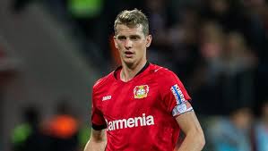 Dies teilte ihr verein bayer leverkusen mit. Bayer Leverkusen Bangt Vor Gladbach Duell Um Die Bender Zwillinge German Site