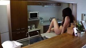 Bban-251 a woman who cums to hunt leona kirishima shes lifting her lesbian  ban! genuine lesbian HD porn - SEXTVX.COM