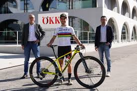 Best of luck for the olympics watch out for alan over taking you. Nino Schurter Der Mountainbike Olympiasieger Ist Botschafter Von Okk