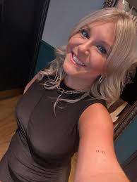 Lindsey (@lindz_wood) • Instagram photos and videos