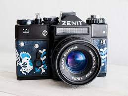Zenit 11 Samples Functional Vintage 35 Mm Film Analog Slr Etsy Vintage Camera Decor Camera Decor Vintage Cameras