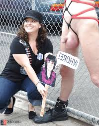 Freaky amd funny CFNM in public - ZB Porn