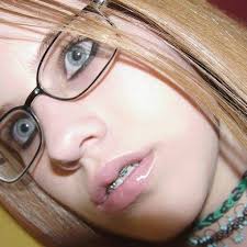 Heather Dulaney's Instagram, Twitter & Facebook