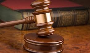 Menerusi laporan berita harian, seorang lelaki berusia 37 tahun telah menerima dakwaan sebanyak 599 kesalahan meliwat dan satu kesalahan merogol anak perempuannya yang berusia 15. Bapa Tiga Anak Lelaki Dituduh Rogol Liwat Anak Sendiri