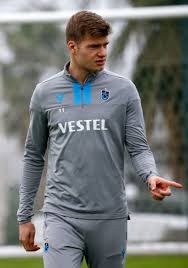 Babası göran sörloth'te norveçli eski futbolcu ve oğlu. Alexander Sorloth Un Durumu Belli Oldu Aspor