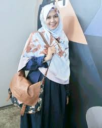 Check spelling or type a new query. 1001 Gambar Animasi Perempuan Berhijab Tomboy Cikimm Com