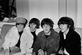 The Beatles Posan En Un Hotel Durante Su Gira Por Espana En 1965 Archivo Joana Biarnes Beatles Actores Britanicos Documentales