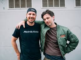 Zach braff gets confused for another tv star. Zach Braff Stops By Dax Shepard S Podcast Armchair Expert Celeb Secrets