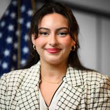 Victoria Armijo's Instagram, Twitter & Facebook