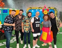 Είναι το δικό μας, καλο μεσημερακι! O Nikos Moytsinas Fernei Ekplh3eis Sto Kalo Meshmeraki Patras Events