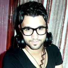 Listen to [Suara 102] Technasia