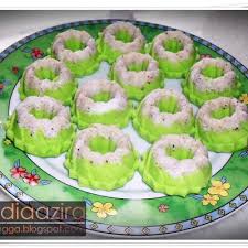 Atau mencari resepi kuih setakat makan bersama keluarga? Resepi Kuih Kayu Keramat