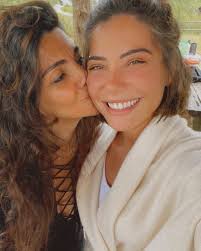 Best instagram viewer and stalker. Parece A Irma Mais Velha Carolina Carvalho Mostra A Mae E Deixa Fas Boquiabertos