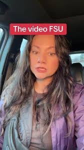 Kayla Barnwell's Instagram, Twitter & Facebook