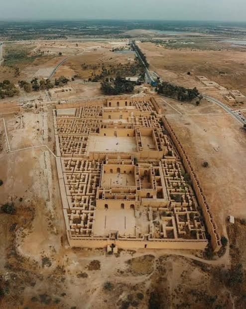 Aerial Photo of the Ancient City of Babylon, Hillah, Iraq. : r/Archeology