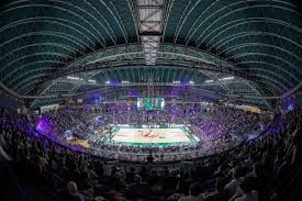 Domenica 17 febbraio i bandierai degli uffizi si sono esibiti al mandela forum in occasione della finale di coppa italia di basket vinta dalla vanoli cremona che ha avuto la meglio sull' happy casa brindisi. Domenica Rai Sport Palinsesto 16 Febbraio 2020 Finale Coppa Italia Basket E Sci Alpino Digital News