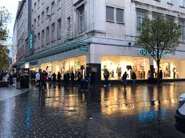 Need some help knowing where to begin? Liverpool City Council Stayhome On Twitter There Have Already Been Long Queues At Primark This Morning As Liverpool Entered Tier2 Restrictions Planning On Coming Into The City Centre Today Consider Your