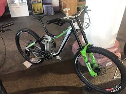 Glory delivers proven dh performance, devouring rocks, ruts an. Mtb Guatemala Mas Fotos Espia Giant Glory 2019 Con Facebook