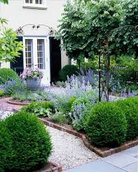 5th And State Down The Garden Path Big Giveaway Pea Gravel Garden Front Yard Landscaping Boxwood Garden
