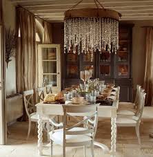 Antique farmhouse carries some of the world's most unique decor pieces, and we cater to nearly every home size and style. 30 Shabby Chic Dining Room Ideas Photos Home Stratosphere