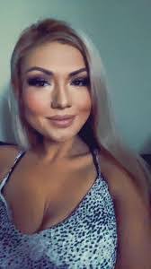 Marie Redman's Instagram, Twitter & Facebook