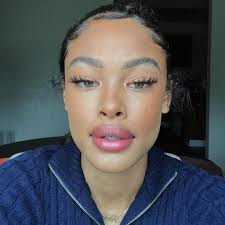 Pin By C E A N A On Makeup Hairstyles Beauty Baby Hairstyles Beautiful Lips