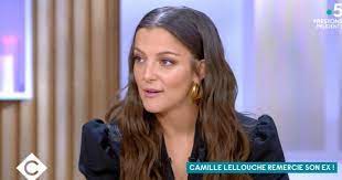 Lorsqu'on mène une aussi grande vie de star que rayane bensetti et camille lellouche, il est de rigueur de faire attention à sa vie privée. Camille Lellouche En Bons Termes Avec Son Ex Elle Revele La Nature De Leur Relation Purepeople