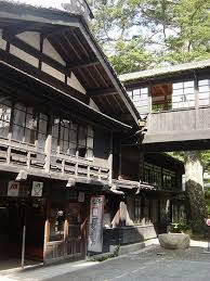 Oldest Hotel In The World 16 Pics Japanese Hotel Japan Tourism Ryokan