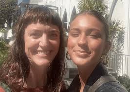 How One Mom and Daughter Are Helping Ukraine