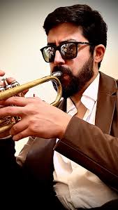 🎧 ¡Este viernes nos vemos en @ultrabsas , 📍 Carpa de @arjaus, 🕙 22:00  hs, 🔥 B2B explosivo con @boltaboltabolta, Estoy emocionado de compartir  este momento con ustedes. Tambien, les dejo mi playlist ...