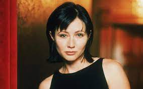 Последние твиты от shannen doherty (@dohertyshannen). Shannen Doherty Wants Everyone To Be Kinder To The Charmed Reboot