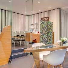 Pour prendre rdv au salon d'application, veuillez nous contacter au 02 40 89 49 59. Accueil Le Salon Qui Parle