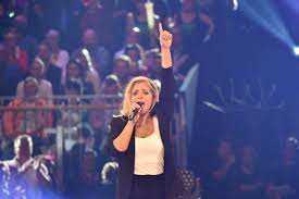 Im interview mit schlagerplanet stellt sich die newcomerin aus ulm sich und ihre musik vor, erzählt von ihren musikalischen vorbildern, wie ihr. Marina Marx Ohrwurm Garantie So Klingt Ihre Neue Single Der Geilste Fehler Schlager De Single Du Fehlst Mir One Night Stand