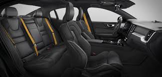 Kan De Volvo S60 Zich Staande Houden In Een Wereld Gedomineerd Door Suv S Volvo Suv Auto