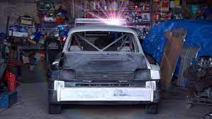 Retrouvez car sos et le programme télé gratuit. Tv Show Car Sos Revives The Most Important Mg Metro 6r4 Ever Built This Is Money