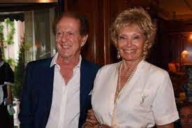 Fu passione a prima vista. Lucia Russo Moglie Memo Remigi Cosi Ha Sconfitto La Malattia