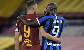 Second point issue as a fourth striker (considering lautaro, sanchez and lukaku's replacement), the list includes the various raspadori e keita but the name of scamacca. Dzeko Tentazione Inter E Quella Chiacchierata Con Lukaku Ma La Roma Primapagina Calciomercato Com