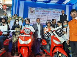 Maybe you would like to learn more about one of these? Dr Banikanta Merit Award Given To Girl Students In Cachar Barak Valley Updates