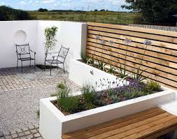 Gartenbank Designs Tolle Gartenmobel Fur Den Garten Designs Garten Gartenbank Gartenmobel In 2020 Garden Furniture Design Privacy Fence Designs Modern Garden