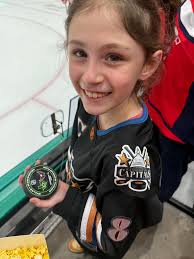 What a moment between Carter Mazur and his mom before his first NHL game ❤️