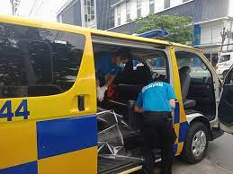 Ambucore ambulance emergency rescue service in quezon city, philippines 4.4 4.4 out of 5 stars. Quezon City Disaster Risk Reduction And Management Council Atm Qc Drrmo Personnel Retrofits An Ambulance Which Will Be Used To Transport Patients Under Investigation Monitoring For Covid 19 Infection God Bless Our