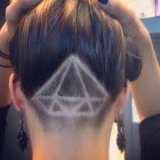 Shaved Undercut Design Diamond Undercut Long Hair Hair Styles Undercut Hairstyles