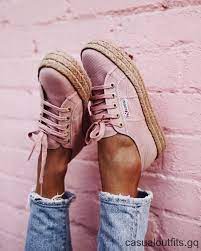 Wij van fashionchick staan in. Hoe Cool Zijn Deze Roze Schoenen Perfect Voor De Zomer Summer Pink Casual Outfits 2019 Roze Schoenen Schoenen Sneaker