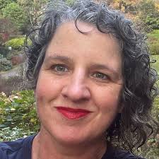 Louise Walker (@lwalker124)